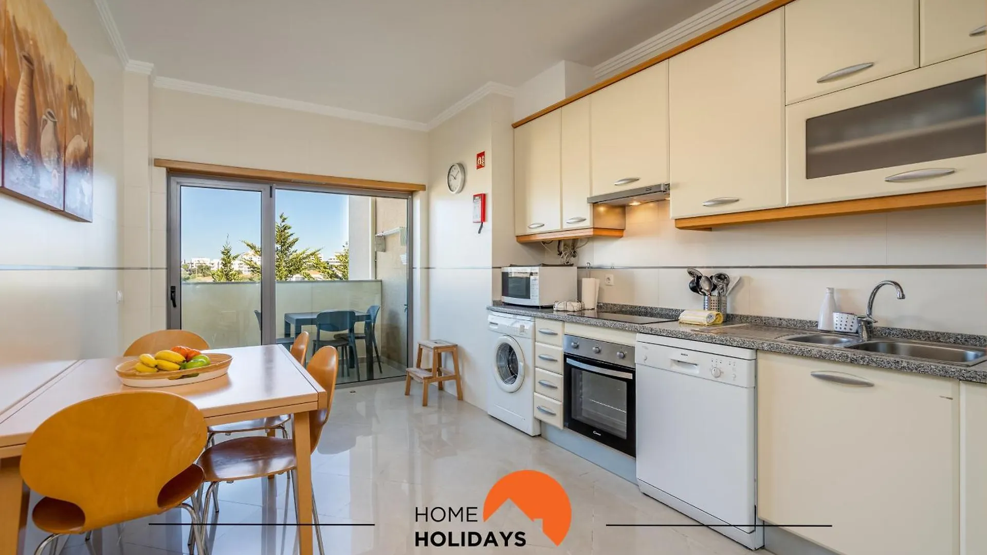 #247 Corrieira Prestigio By Home Holidays Albufeira 0*,  Portugal